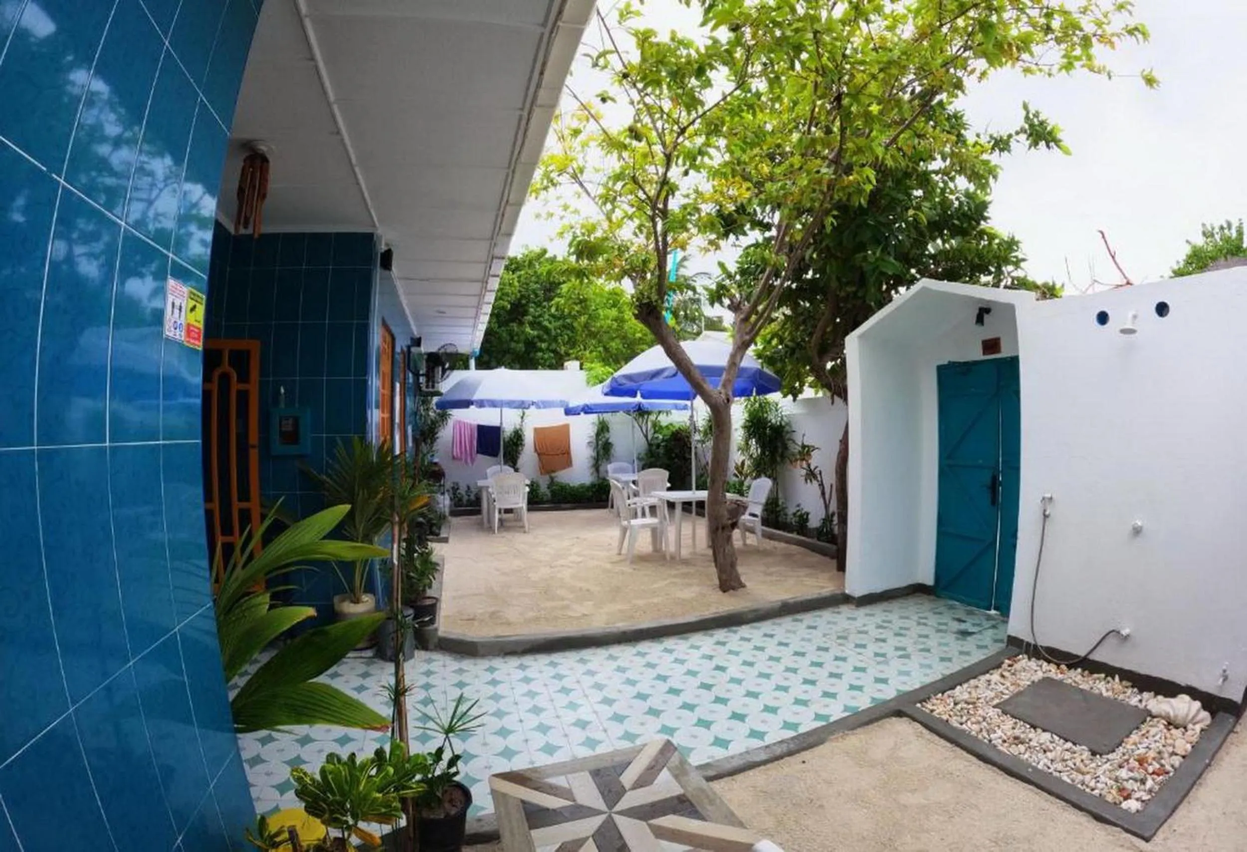 Property building in Adroit Beach Inn