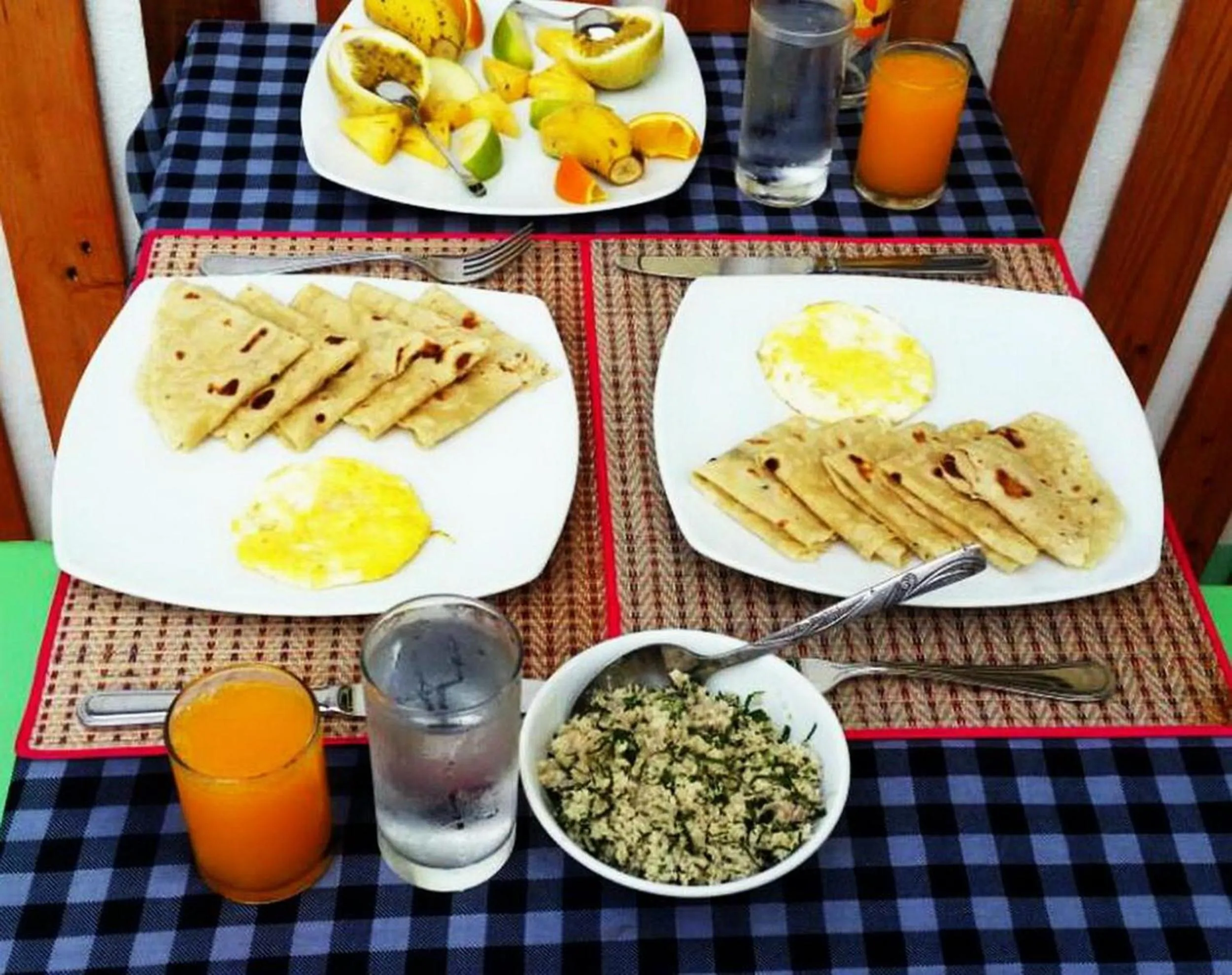 Food and drinks in Adroit Beach Inn