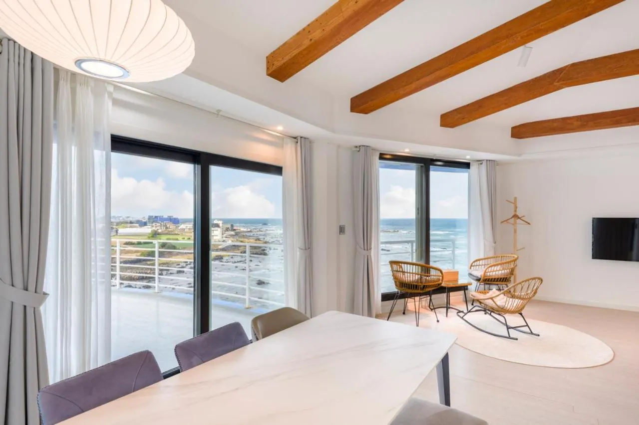 Bed in On The Sea Pension