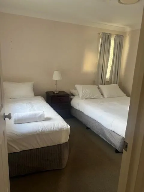 Kandos Hotel