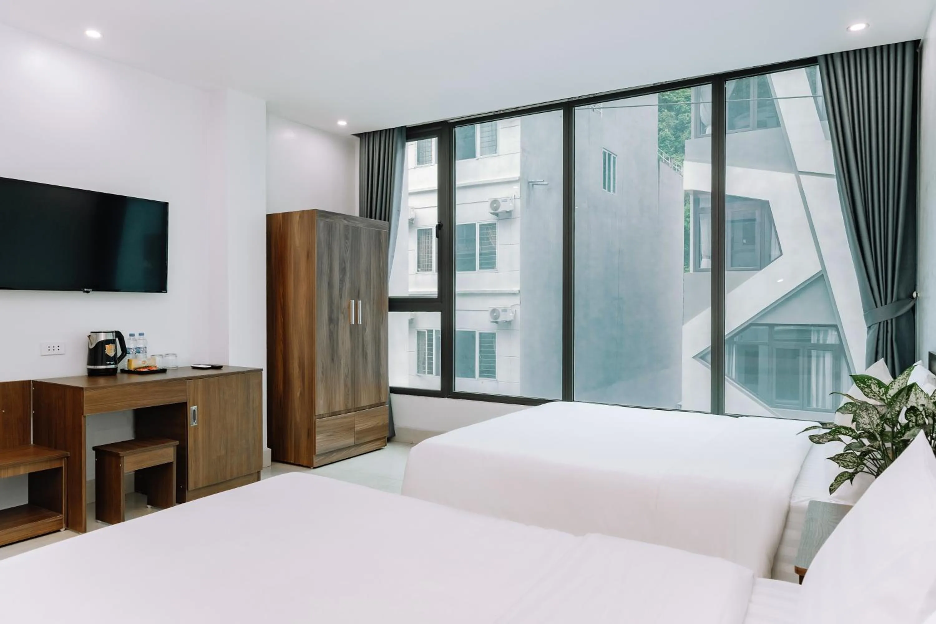 Photo of the whole room, Bed in Cat Ba Friendly Hotel