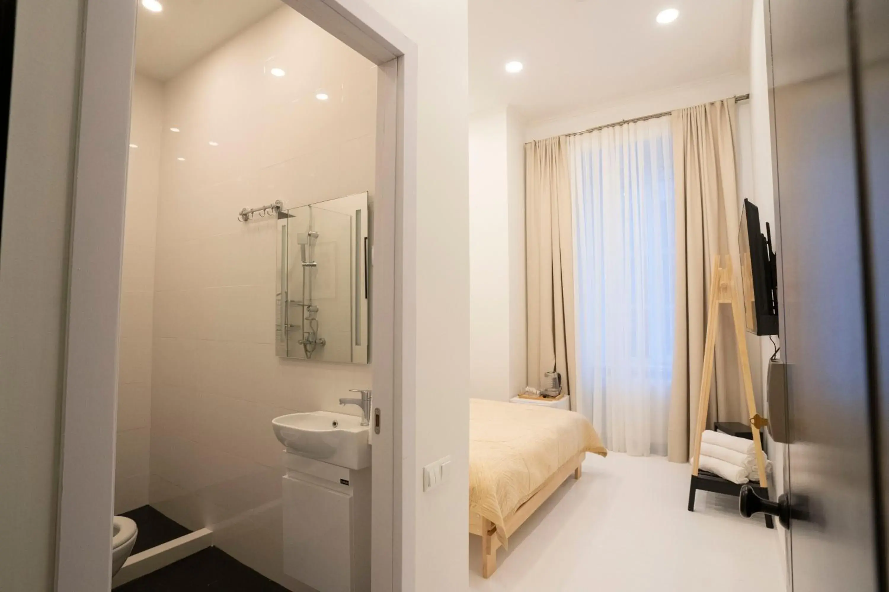 Bed in Sulitzer Residence Bed in Sulitzer Residence