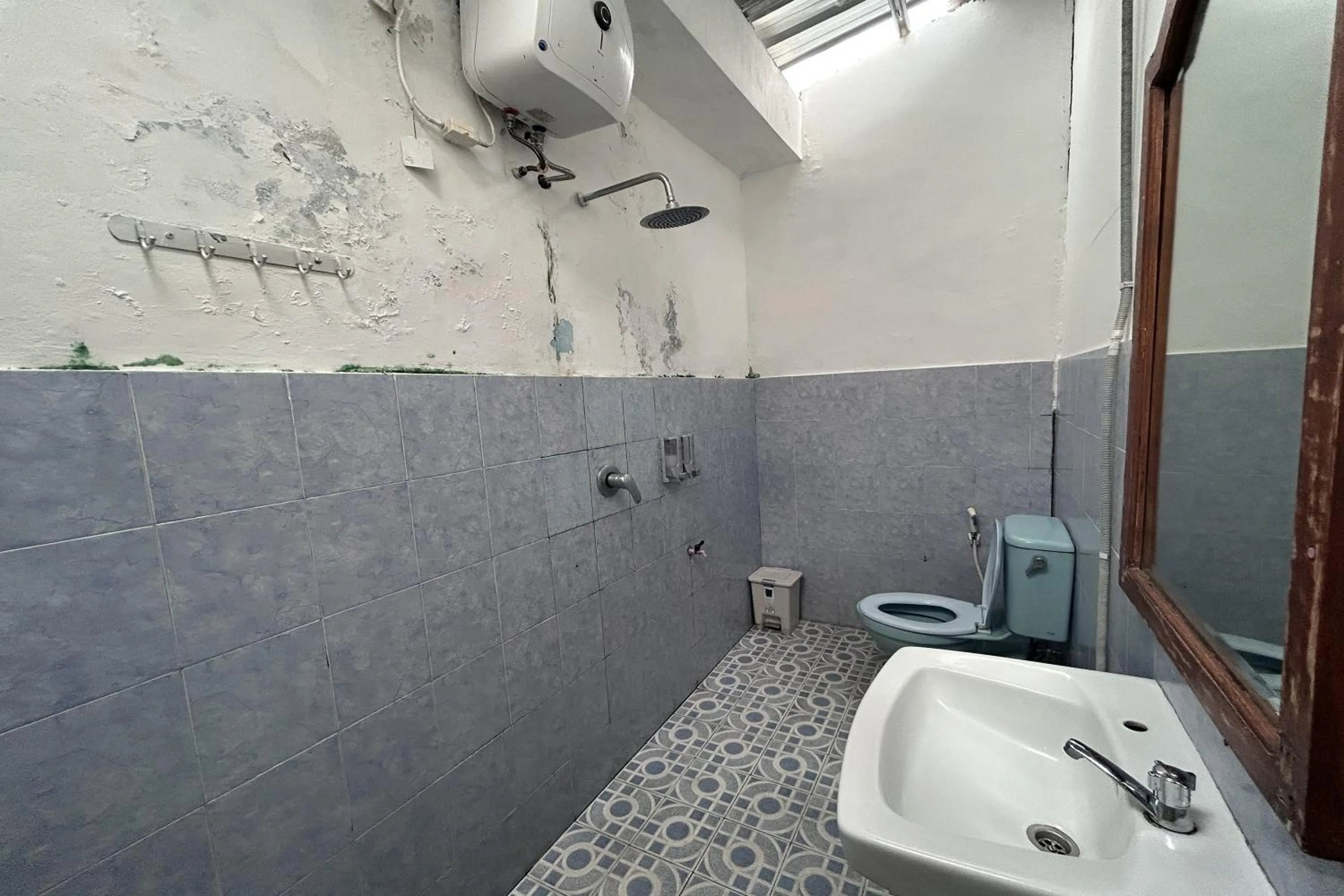 Bathroom in Carla Garden