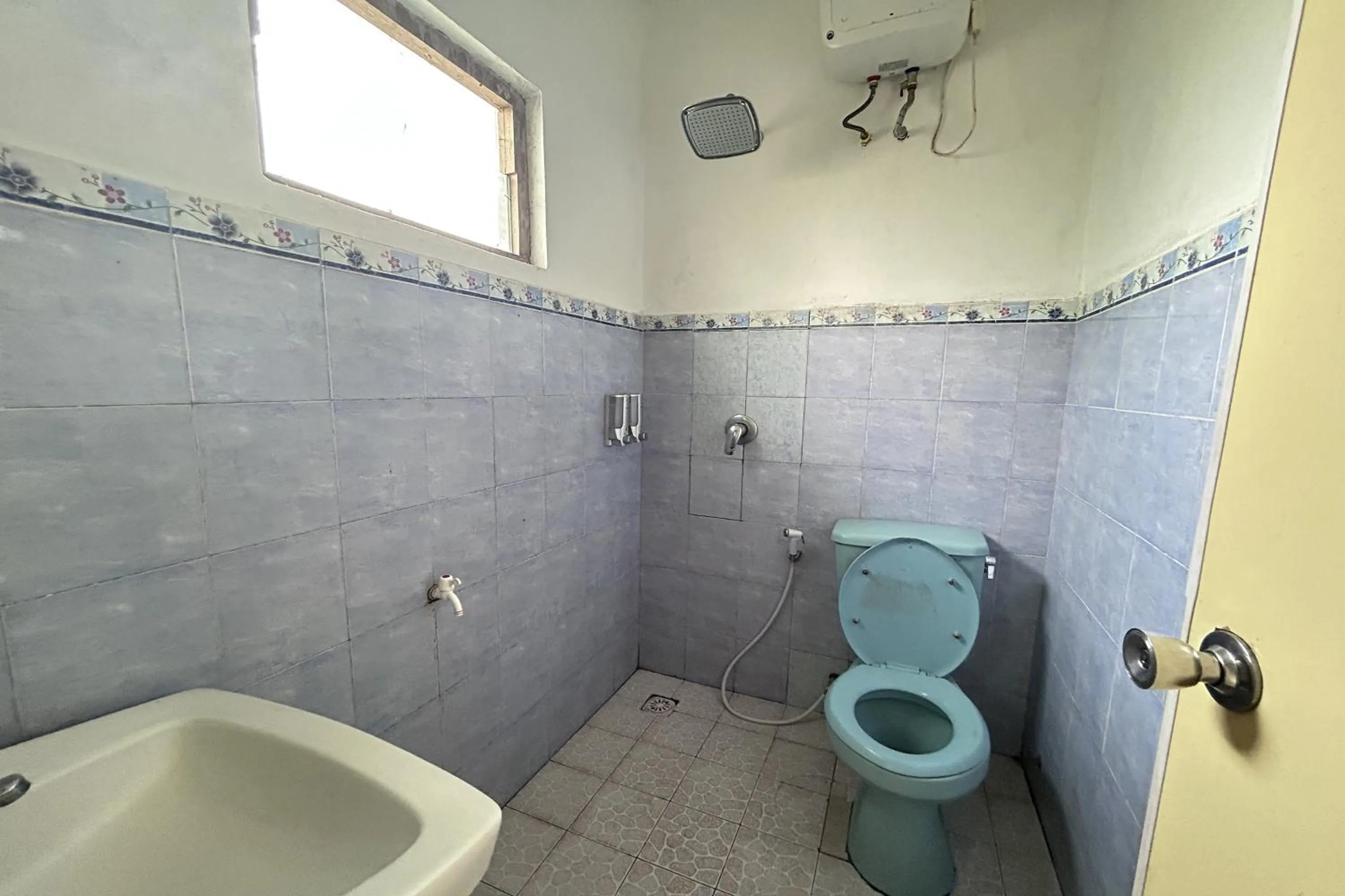 Bathroom in Carla Garden