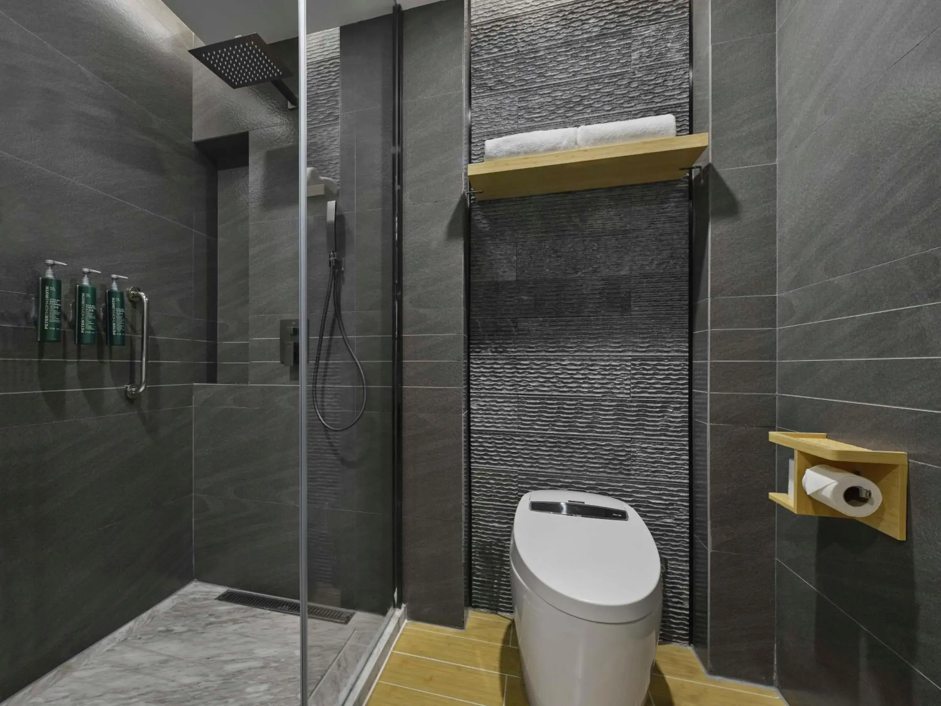 Bathroom in Hilton Garden Inn Aksu Downtown Bathroom in Hilton Garden Inn Aksu Downtown