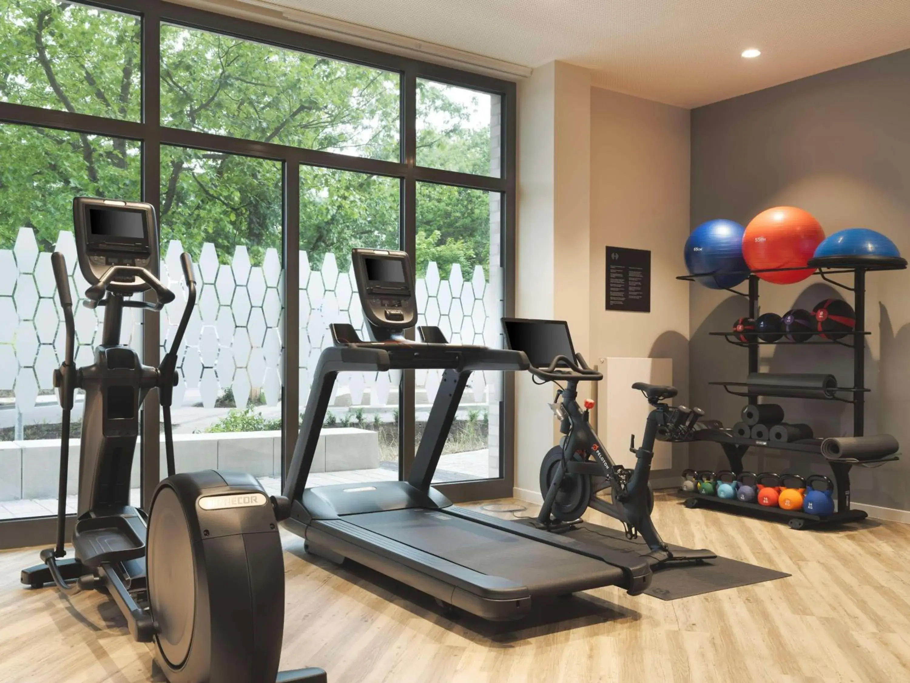 Fitness centre/facilities in Hampton By Hilton Celle Fitness centre/facilities in Hampton By Hilton Celle