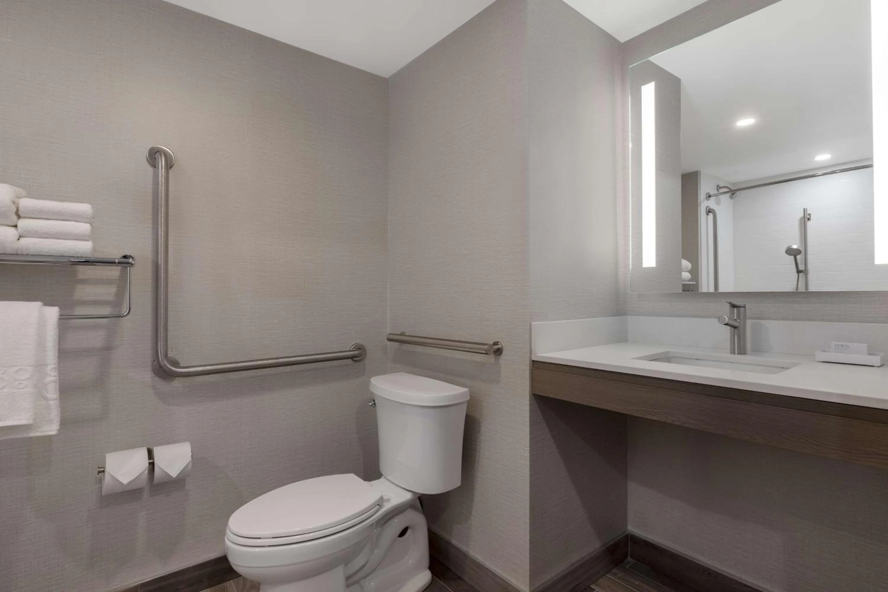Bathroom in Home2 Suites By Hilton Kingston