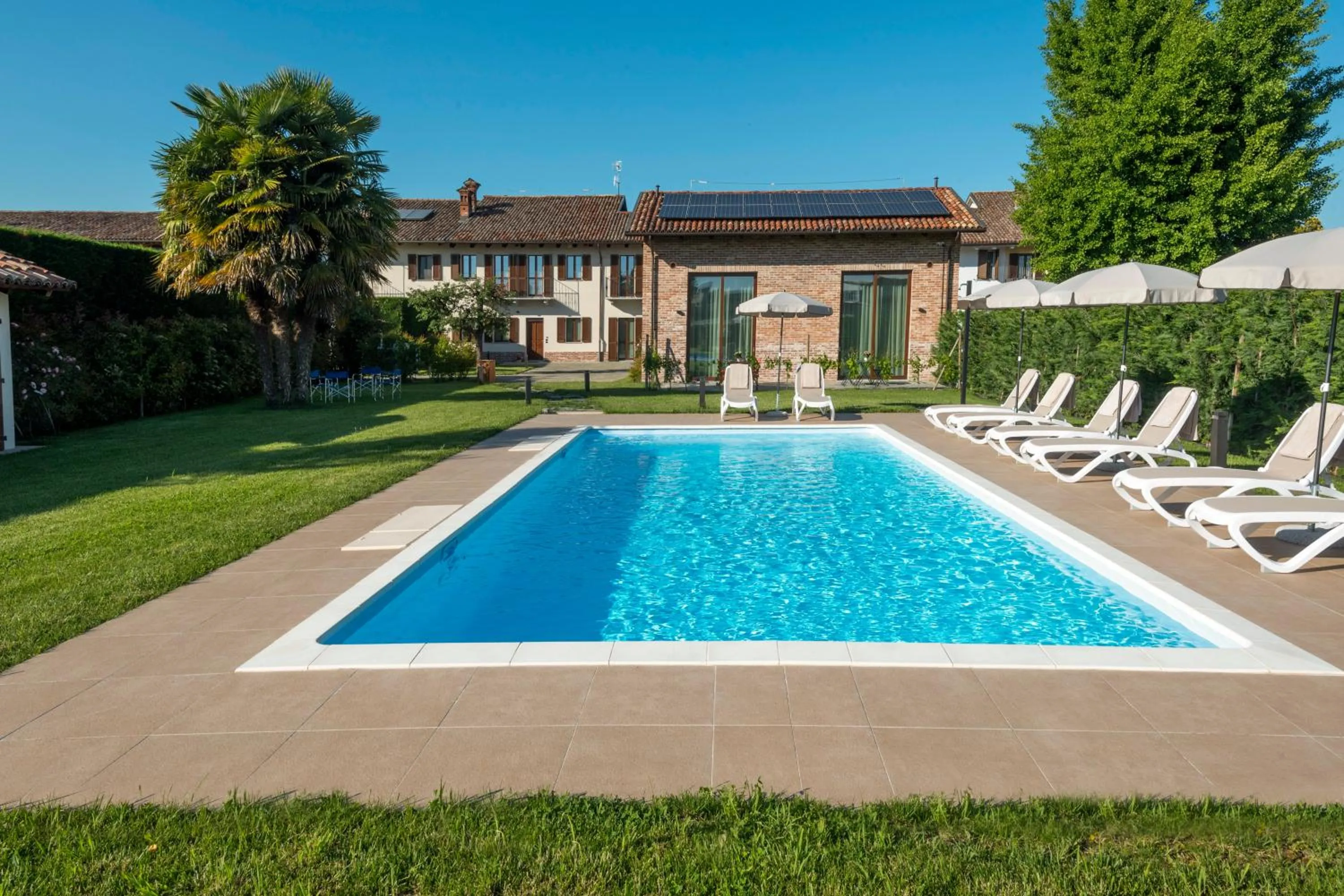 Swimming pool in Corte Bellora