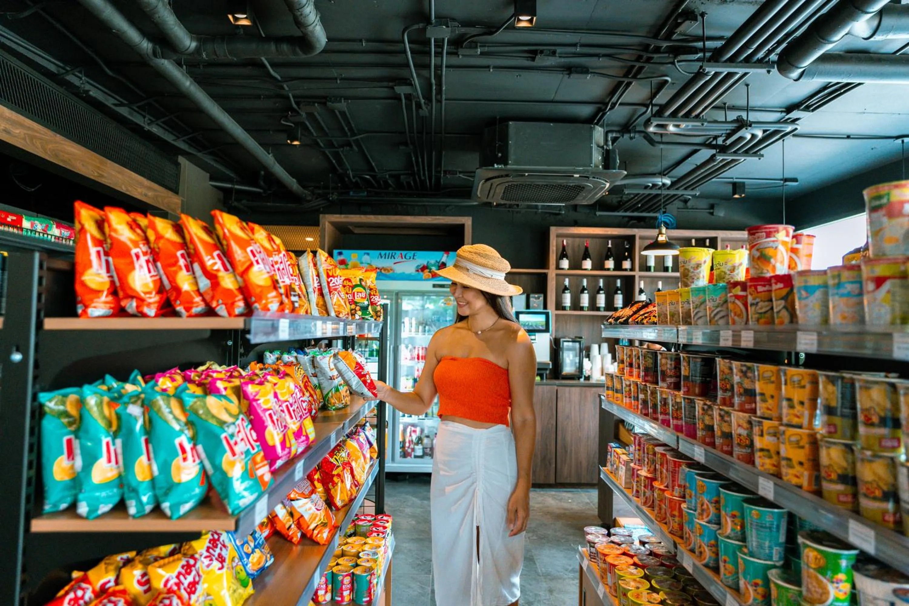 Supermarket/grocery shop in Howard Johnson by Wyndham Pattaya JC