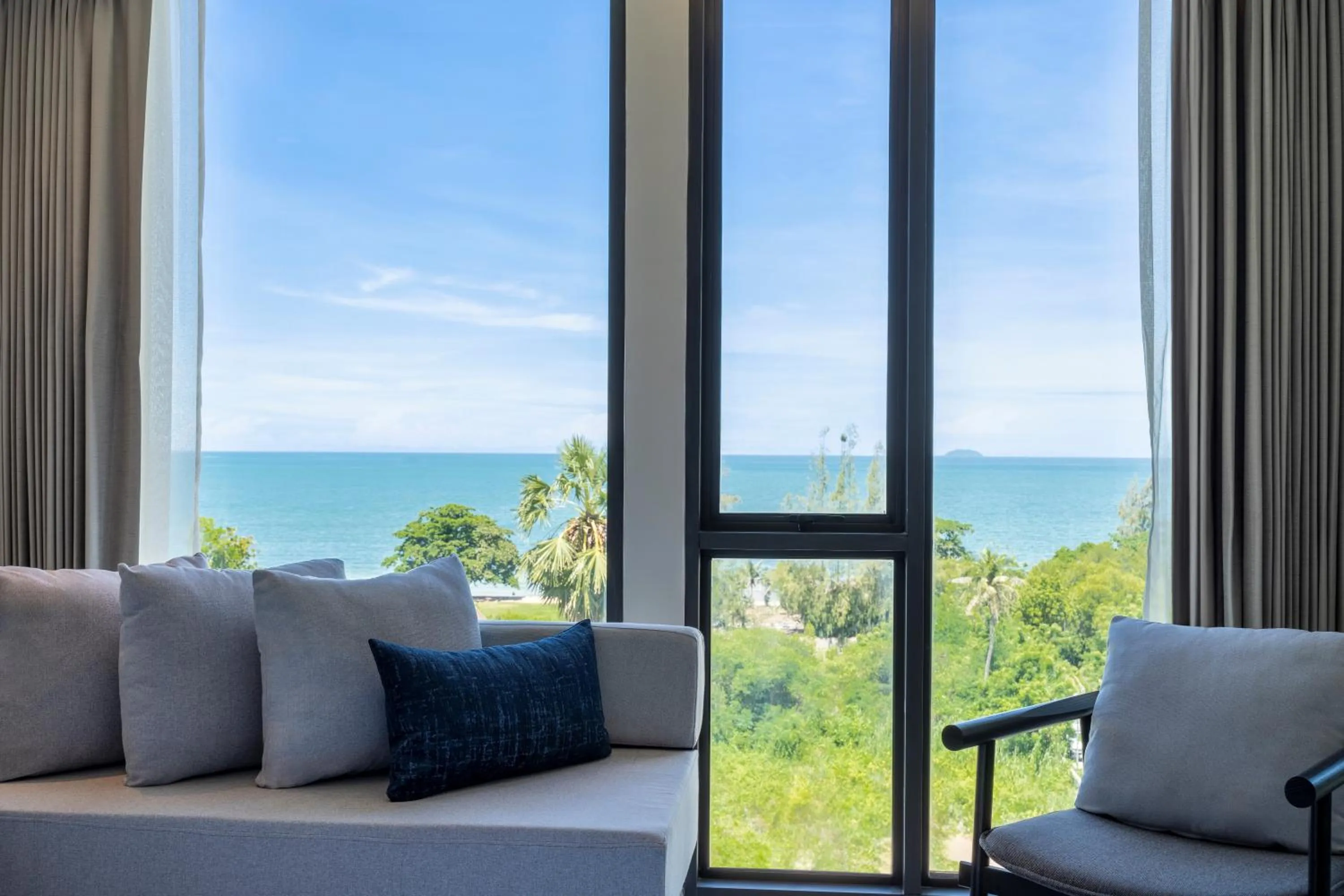 Sea view in Howard Johnson by Wyndham Pattaya JC
