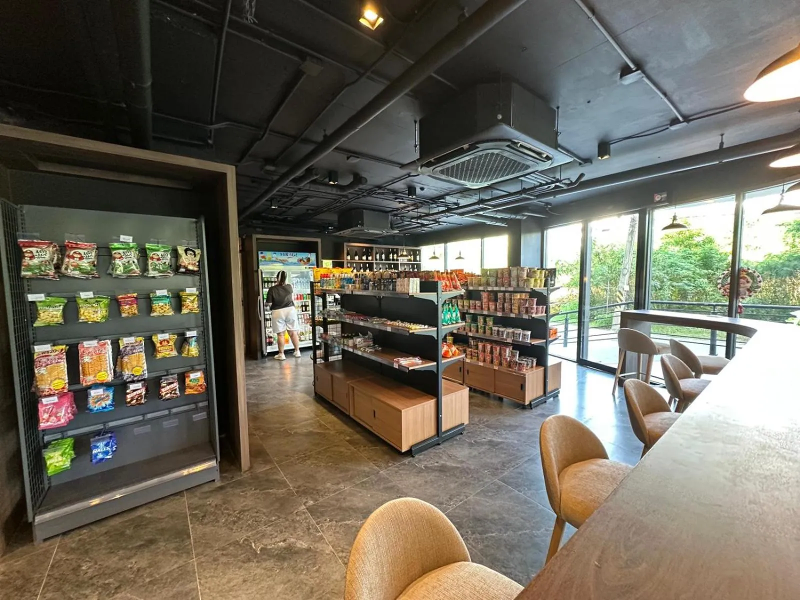 Supermarket/grocery shop in Howard Johnson by Wyndham Pattaya JC