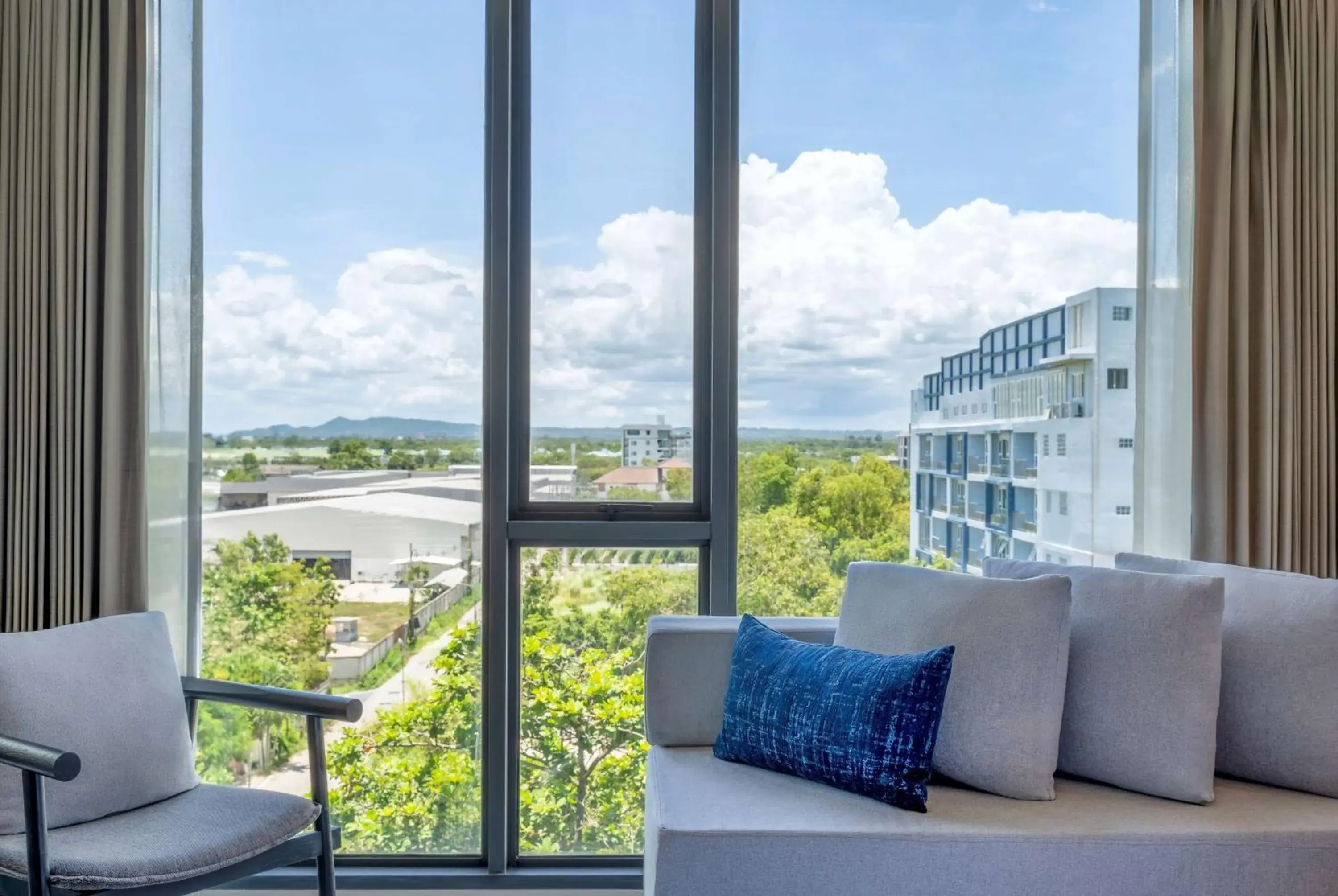 Photo of the whole room in Howard Johnson by Wyndham Pattaya JC Photo of the whole room in Howard Johnson by Wyndham Pattaya JC