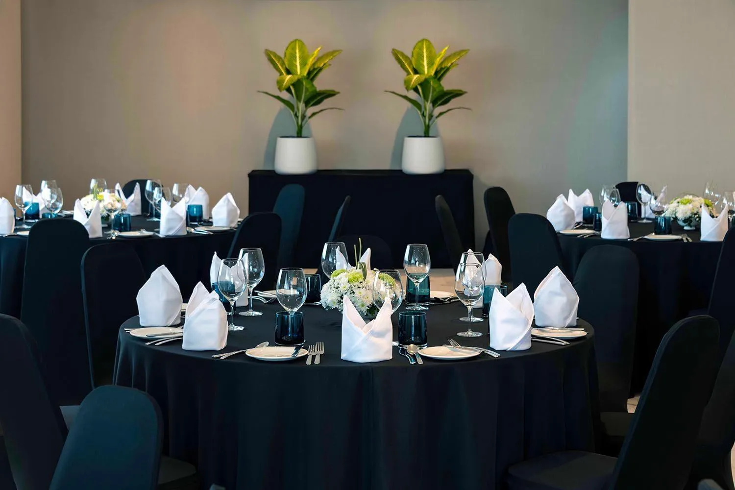 Meeting/conference room in Howard Johnson by Wyndham Pattaya JC