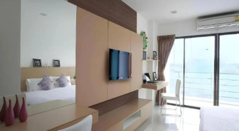 Bed in Landmark Residence