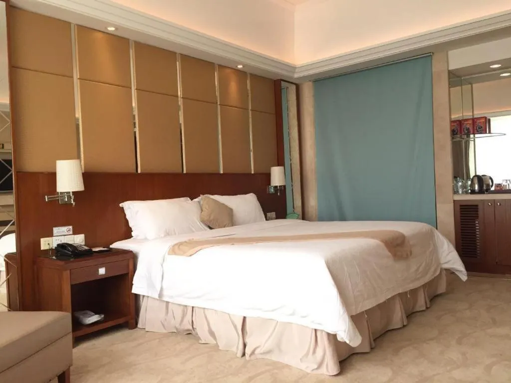 Bed in Regency Hotel