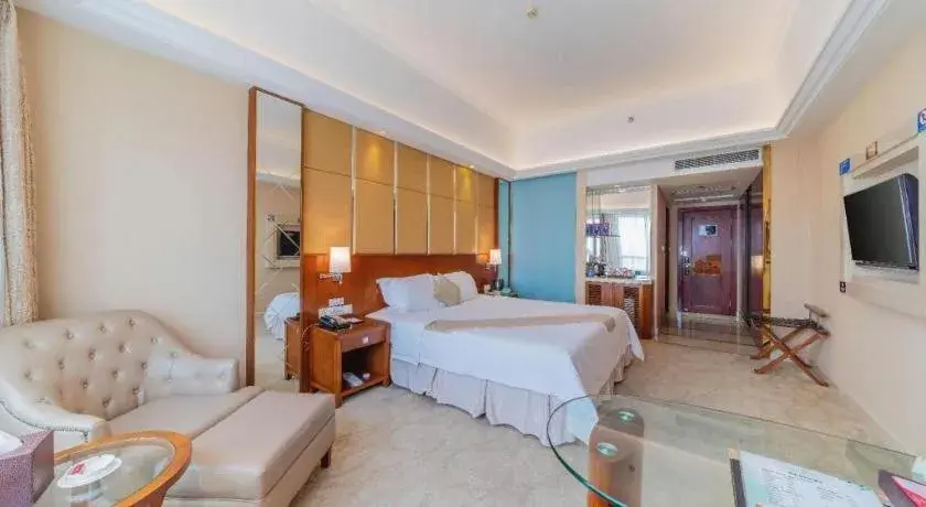 Bed in Regency Hotel Bed in Regency Hotel