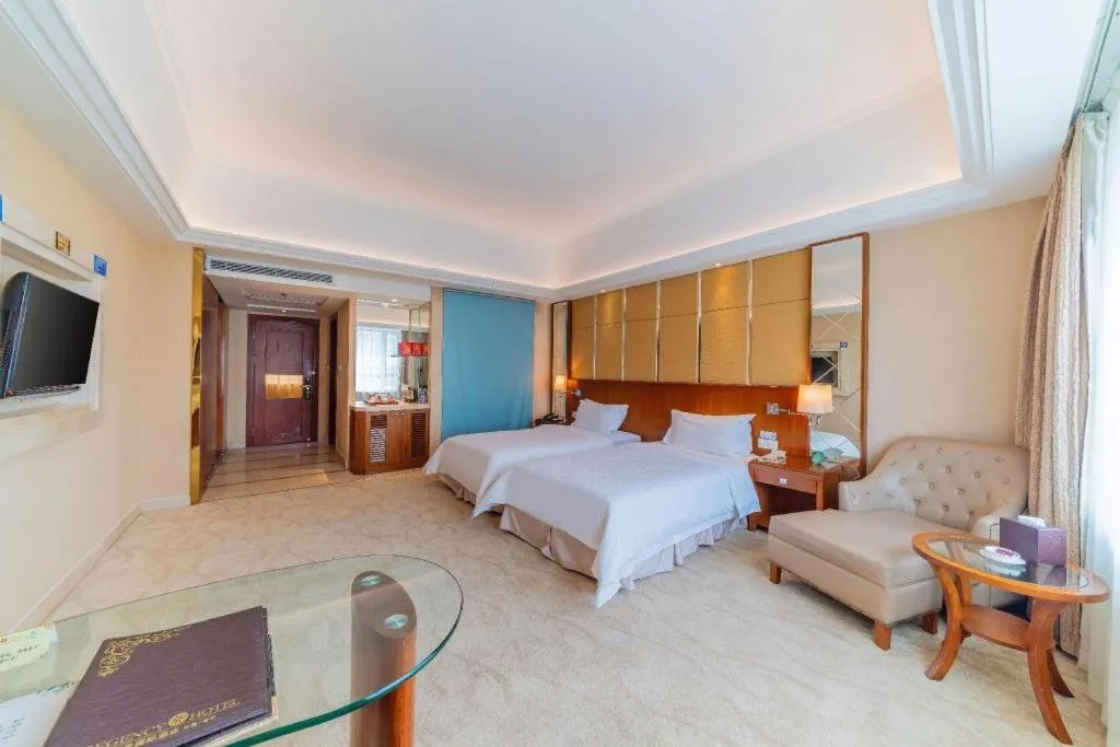 Bed in Regency Hotel