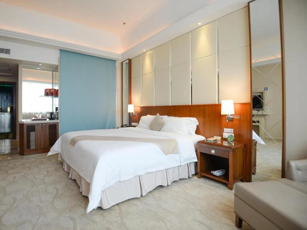 Bed in Regency Hotel