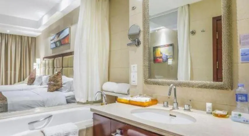 Bed in Zhongzhou International Hotel