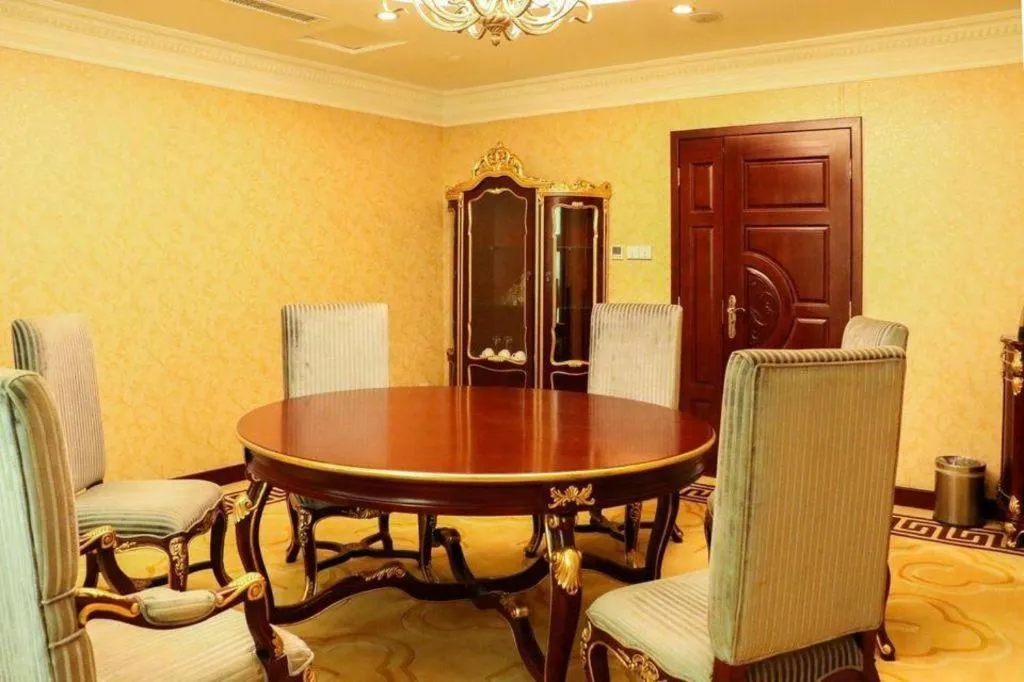 Zhongzhou International Hotel