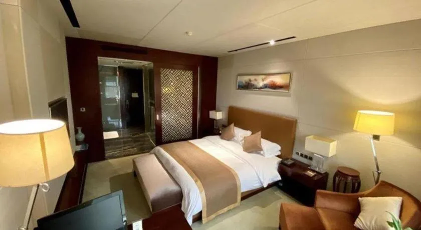 Bed in Zhongzhou International Hotel