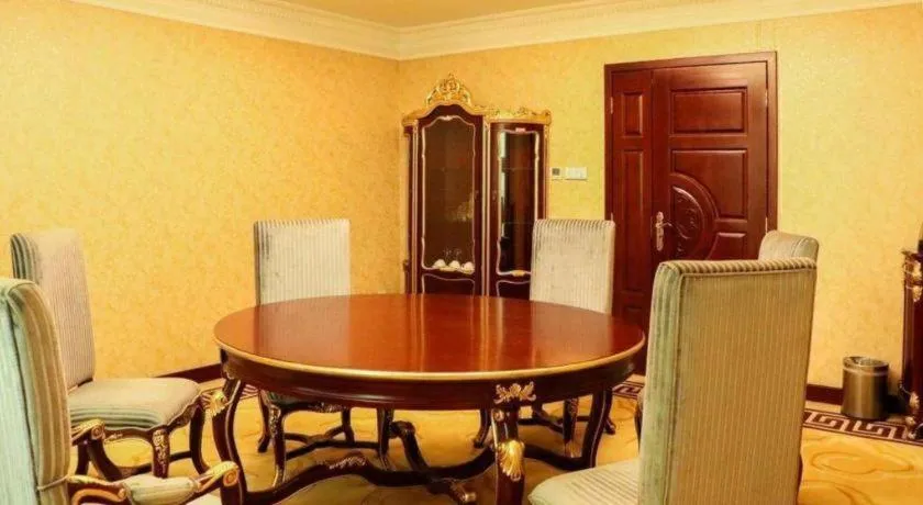 Zhongzhou International Hotel