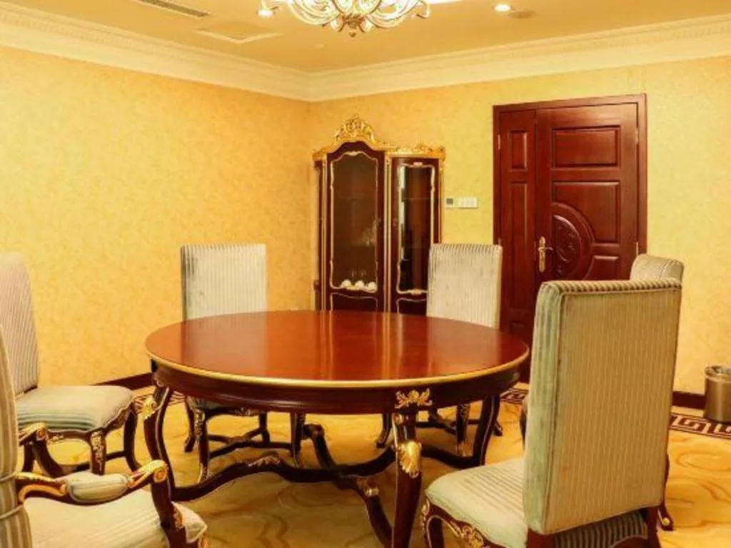 Zhongzhou International Hotel