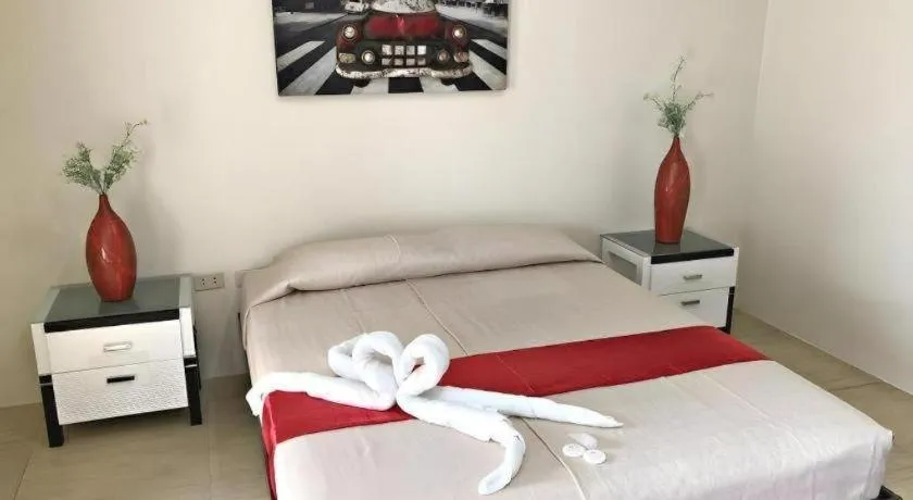 Bed in Quezon Premier Hotel - Candelaria