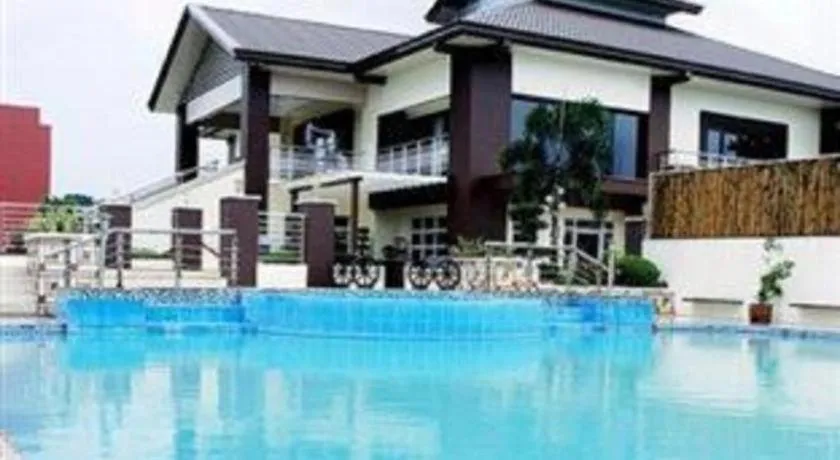 Quezon Premier Hotel - Candelaria