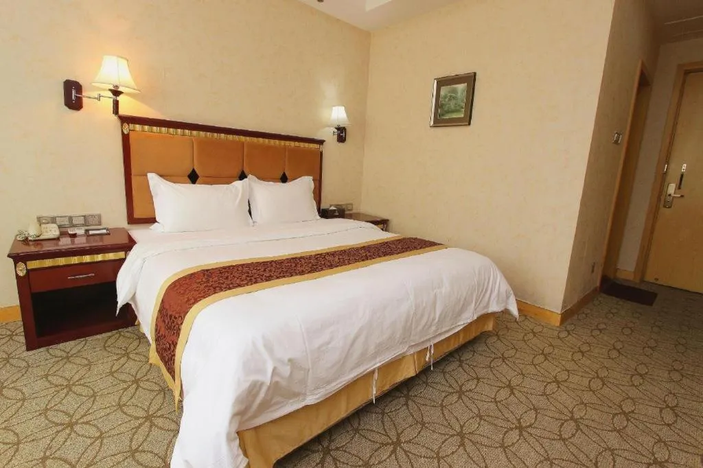 Bed in Shengshi Jinhua Hotel