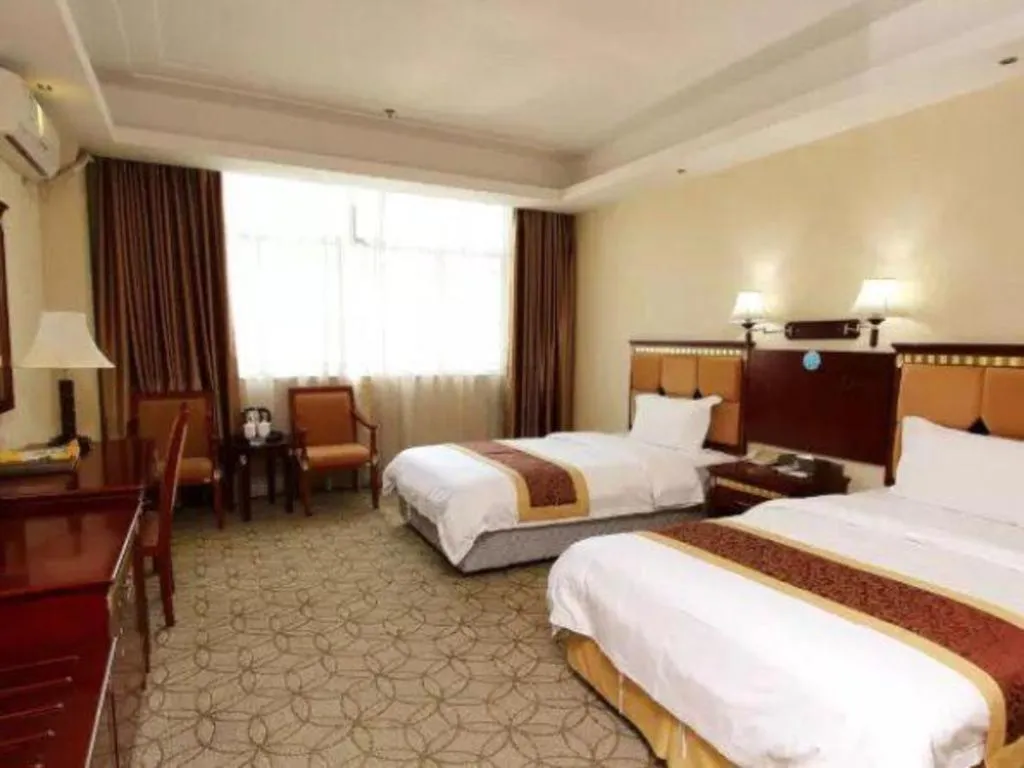 Bed in Shengshi Jinhua Hotel