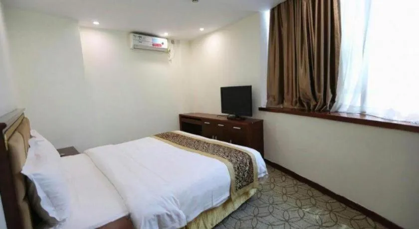 Bed in Shengshi Jinhua Hotel