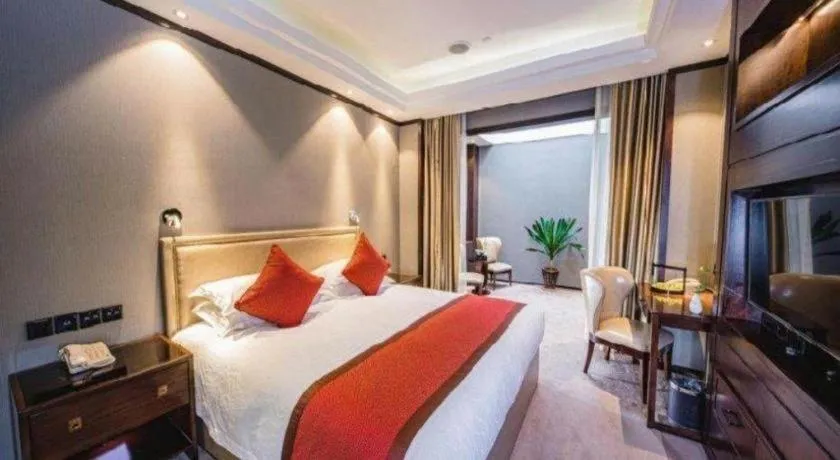 Bed in Shaoxing Yintai Hotel