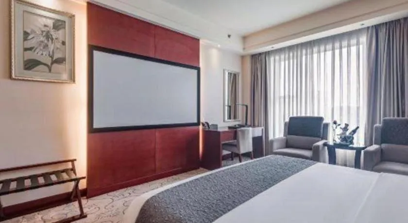 Bed in Chengdu Yinsheng International Hotel