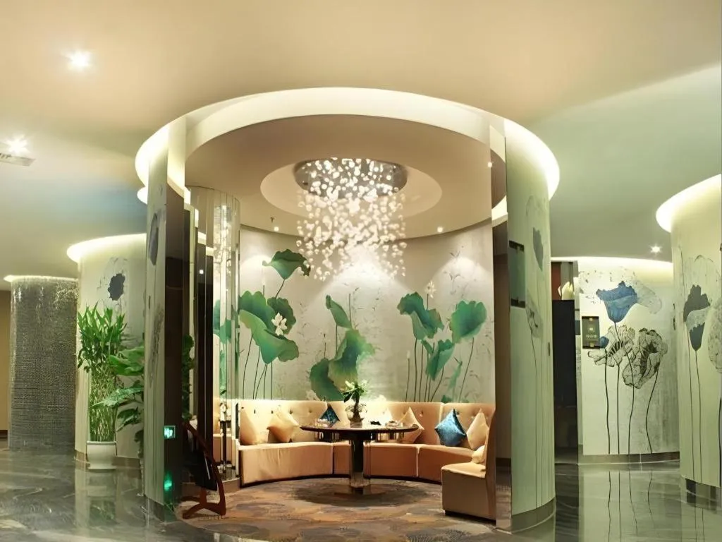 Chengdu Yinsheng International Hotel