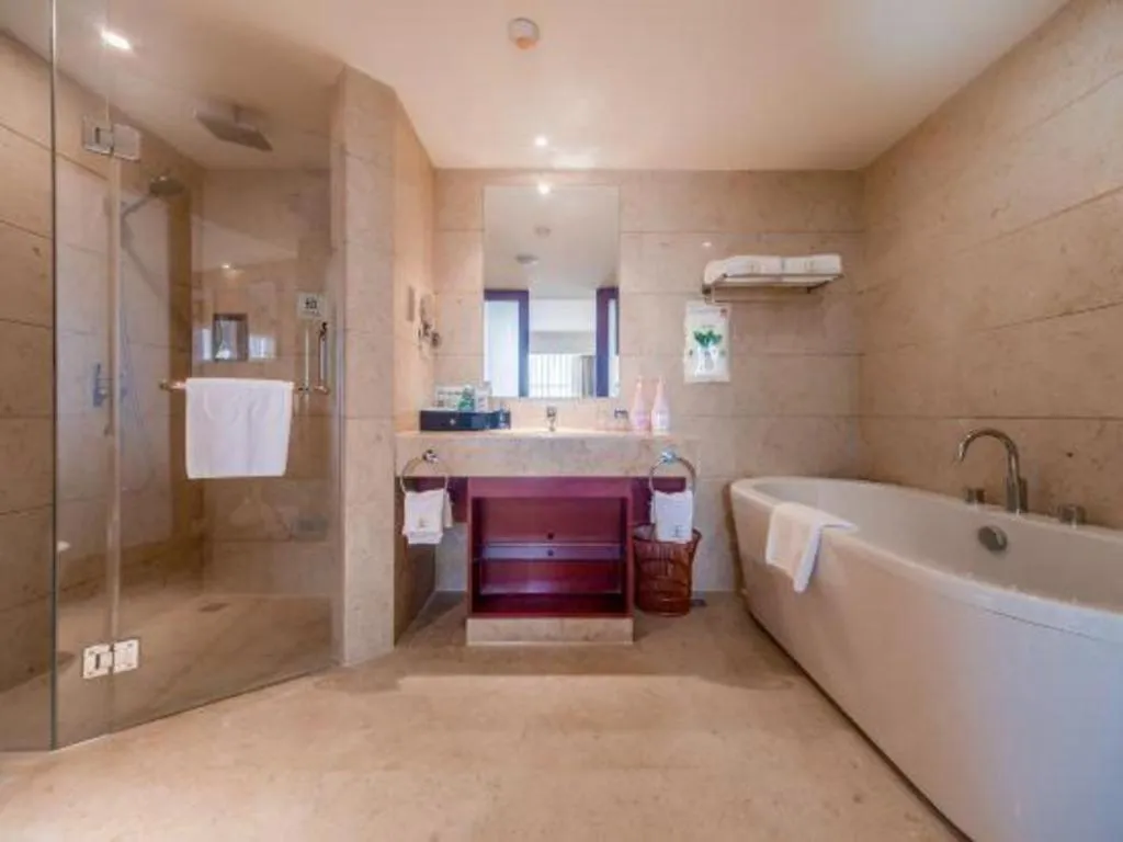 Chengdu Yinsheng International Hotel