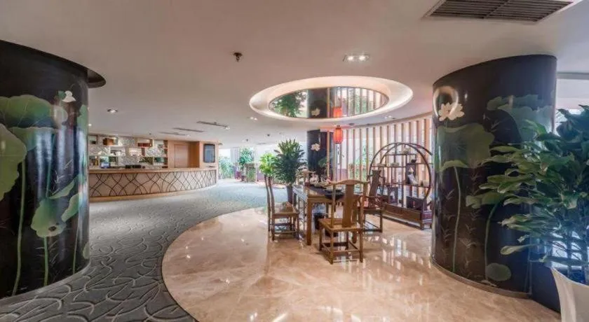 Chengdu Yinsheng International Hotel