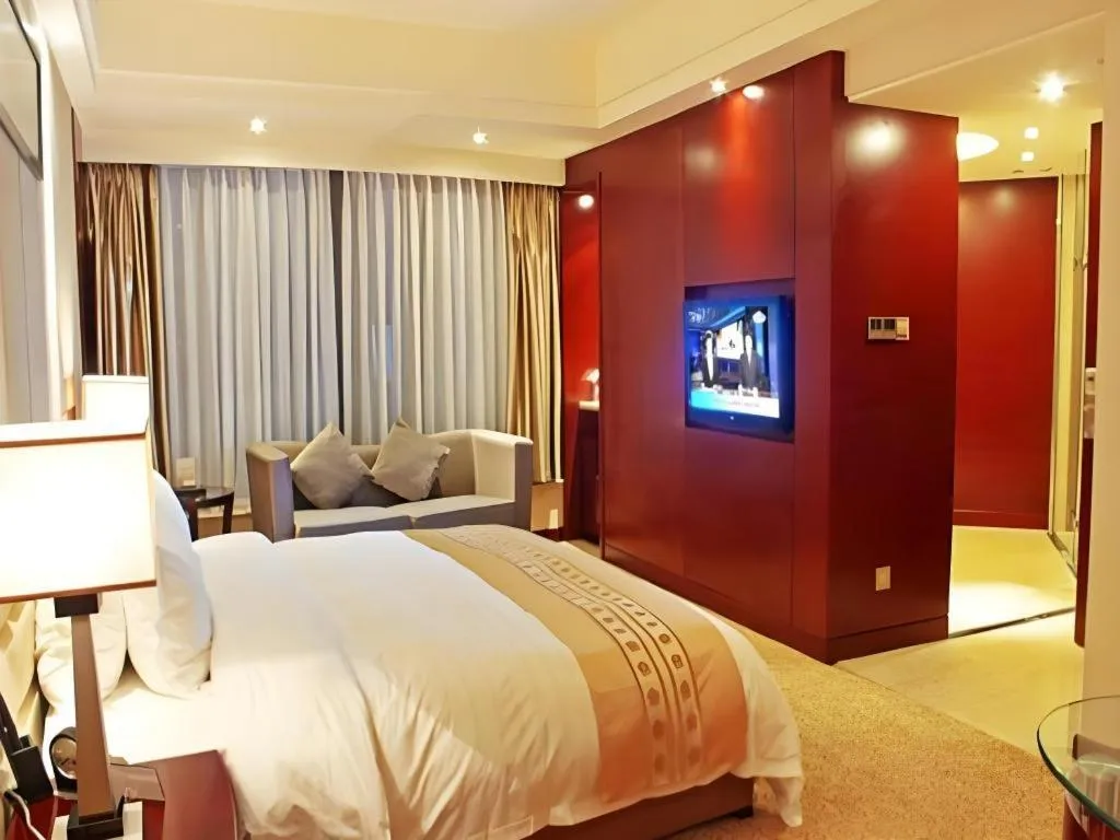 Bed in Chengdu Yinsheng International Hotel