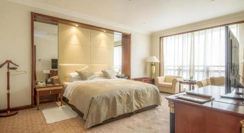 Bed in Dongying Dongsheng Hotel