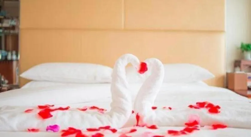 Bed in Dongying Dongsheng Hotel