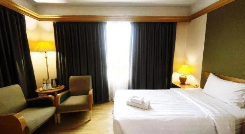 Bed in Valaya Hotel Pathumthani