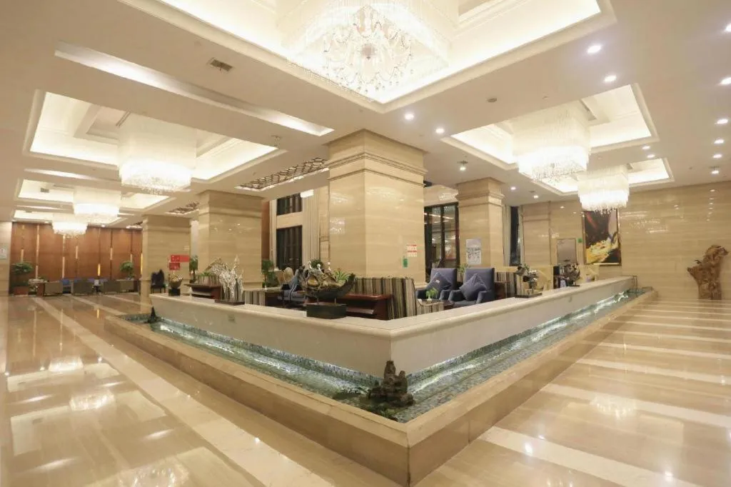 Ningbo East Shipu Hotel