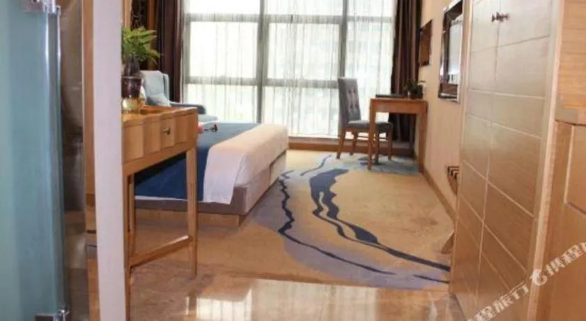 Ningbo East Shipu Hotel