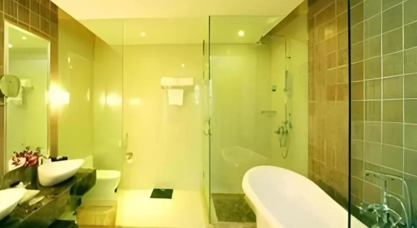 Ningbo East Shipu Hotel