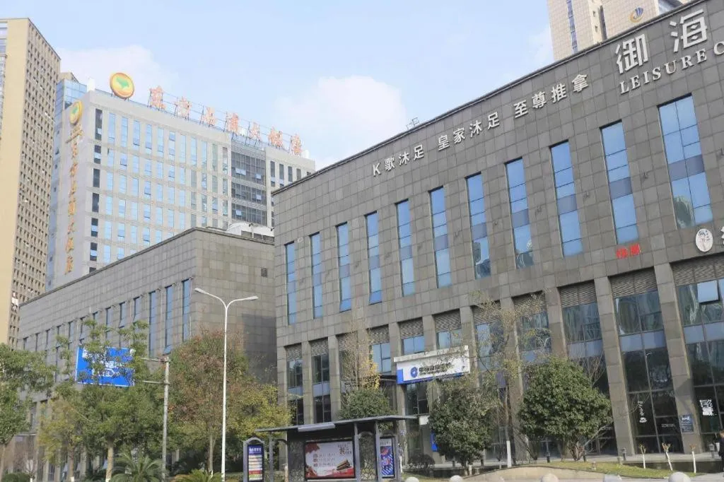 Ningbo East Shipu Hotel