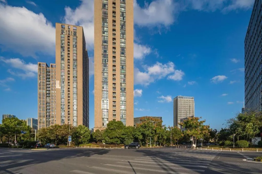 Ningbo East Shipu Hotel