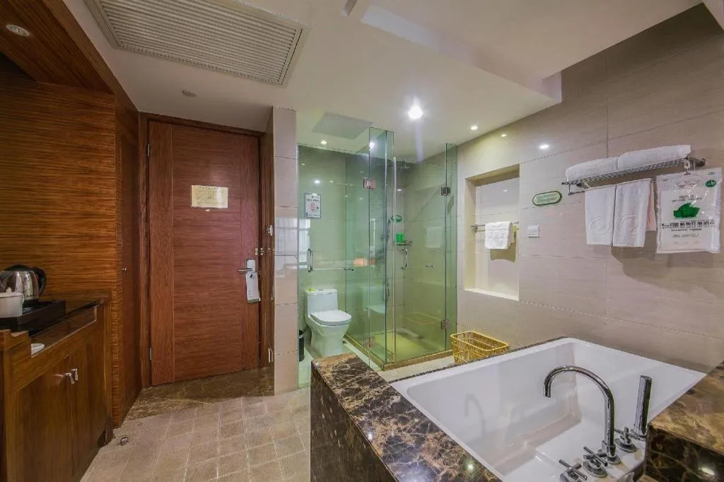 Ningbo East Shipu Hotel