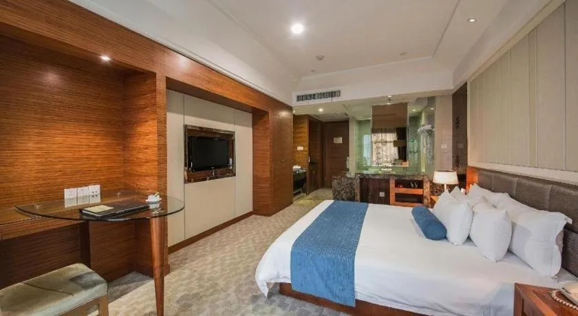 Bed in Ningbo East Shipu Hotel