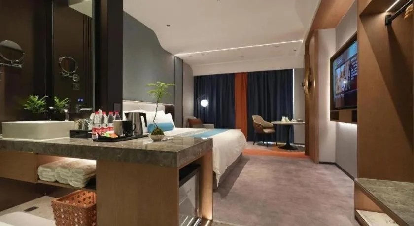 Ningbo East Shipu Hotel