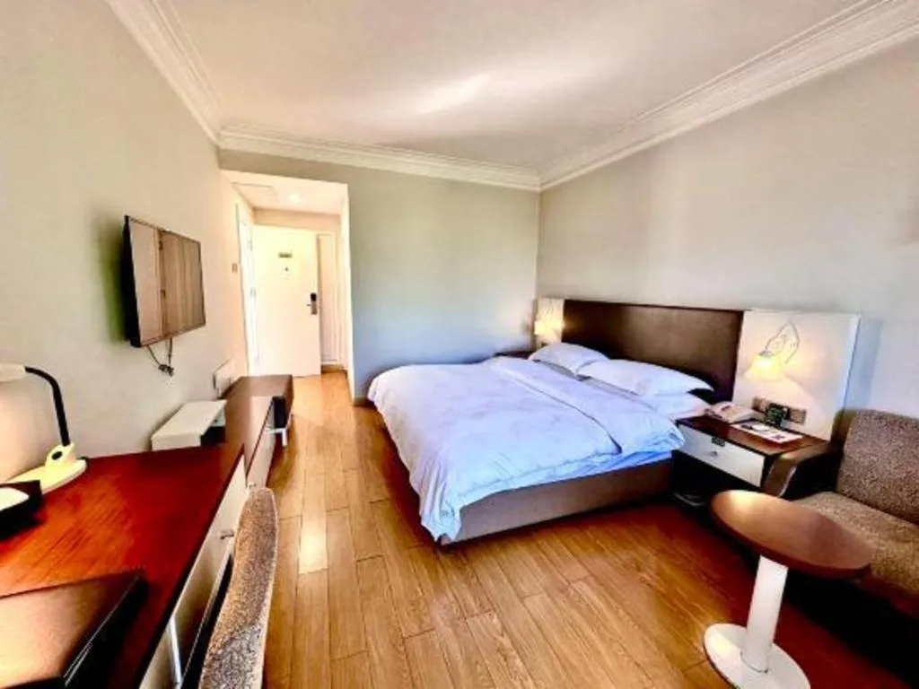 Bed in Lian Yun Hotel